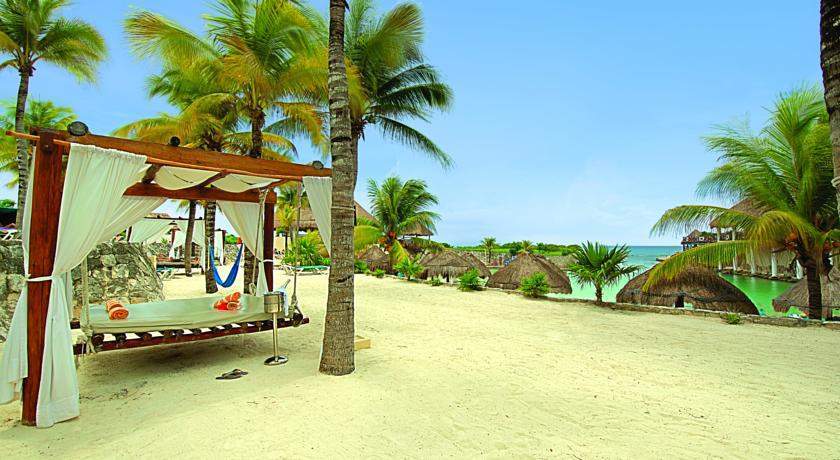 Occidental At Xcaret Destination Hotel Playa del Carmen Bagian luar foto Beach at the Grand Palladium Resort